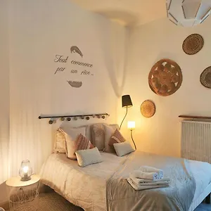  Holiday home Le Ty Rose France
