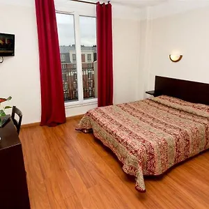 Отель Hipotel Printania Maraichers, Париж