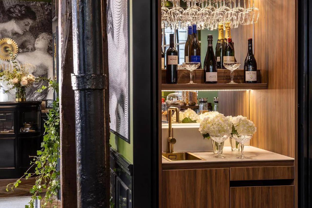 Hotel Louis II Paris